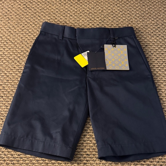 LOUIS VUITTON 'NAVY' COTTON CHINO SHORTS - Picture 1 of 11